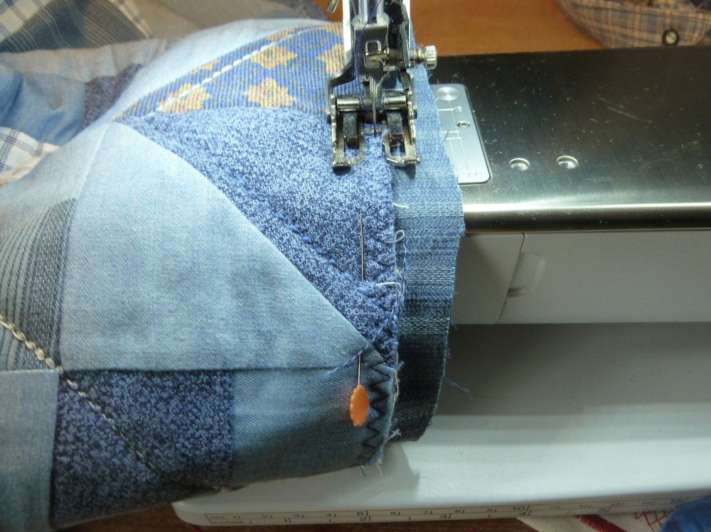 Jeansrecycling: die Tasche aus Jeanshemden