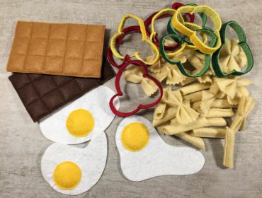 How to make felt toy food (with free template)