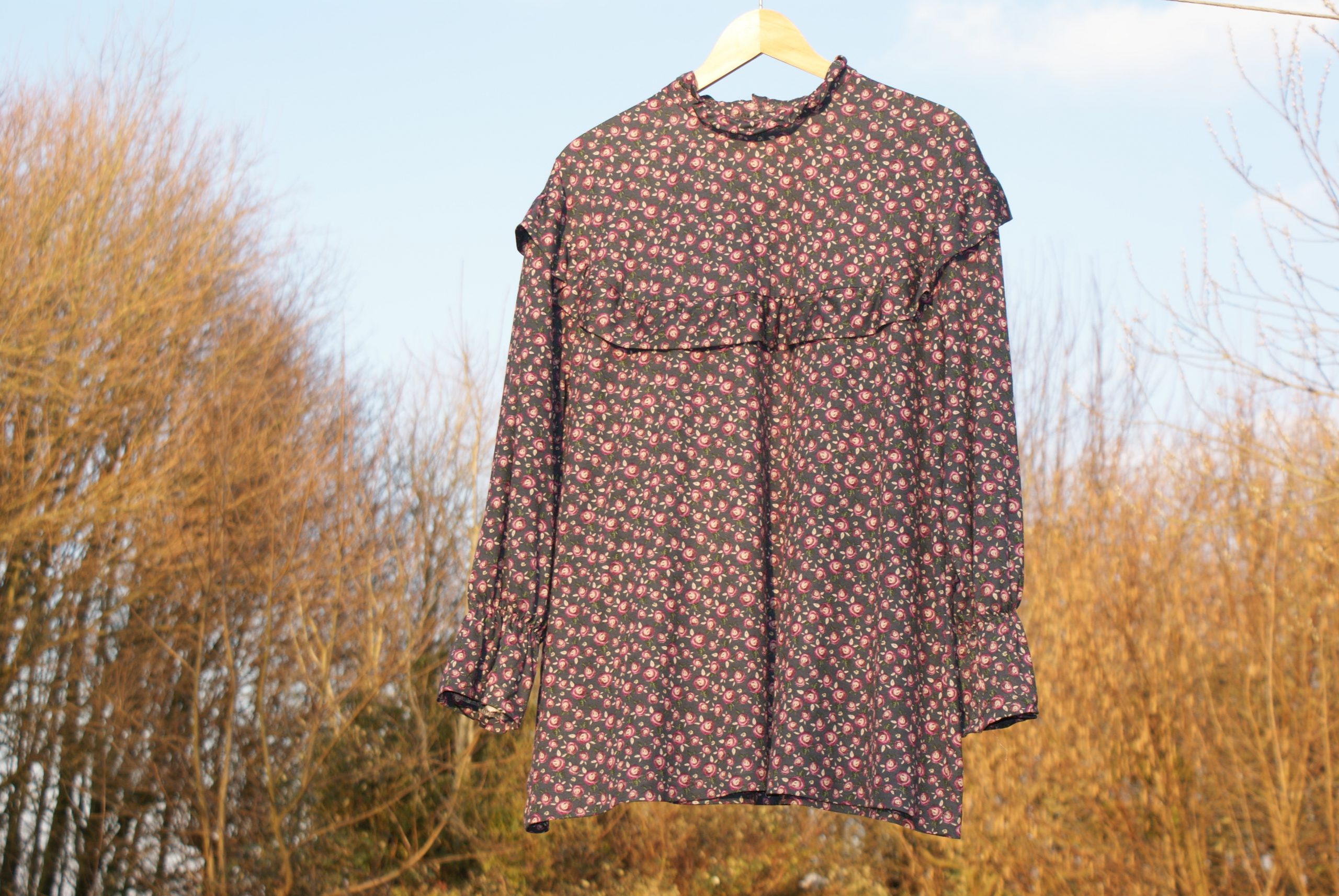 Werkbeschrijving voor de blouse Sina met gratis patroon Bernina Inspiration