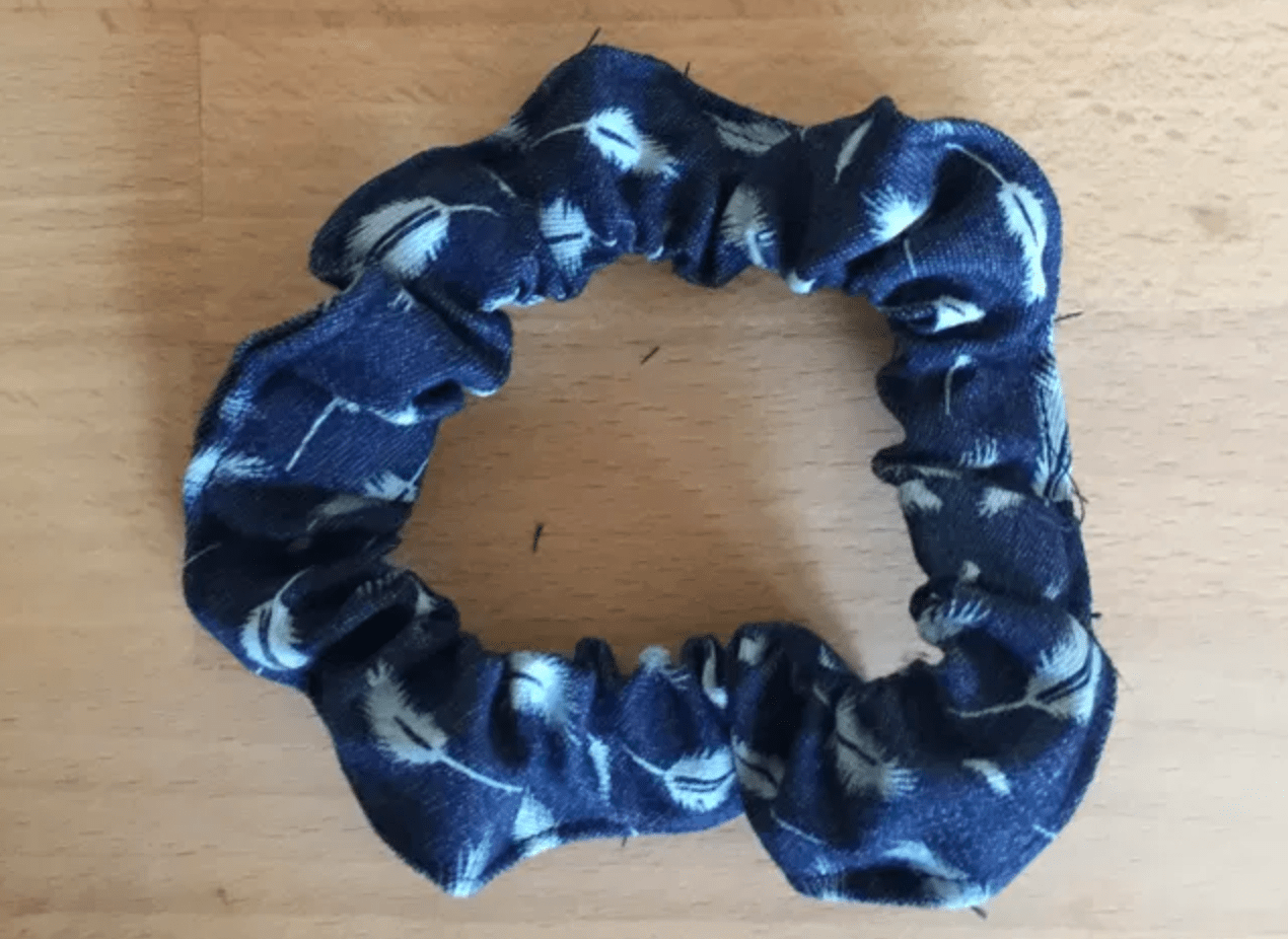 How to make a scrunchie elastic hair band? » BERNINA Blog