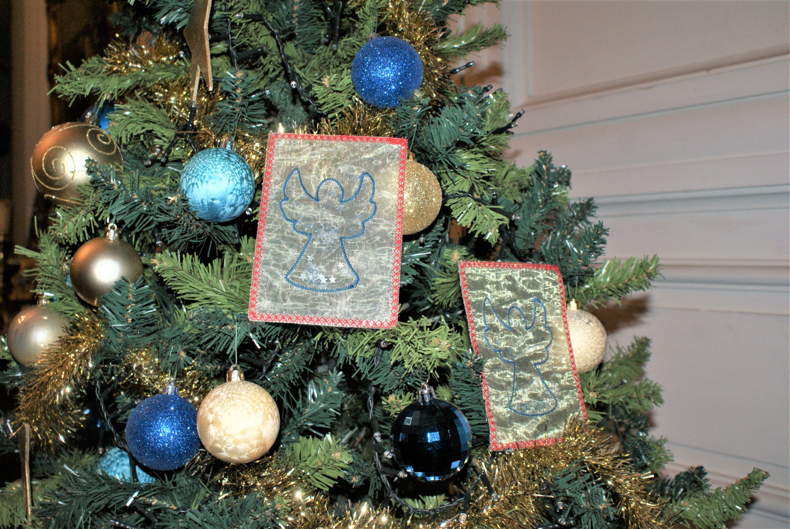 Christmas card Angel - machine embroidery - digital embroidery Christmas 