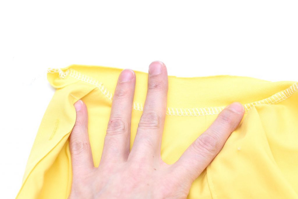 Upcycling-Tutorial 6 – Aus Hemd wird Bluse mit dreiviertel Arm